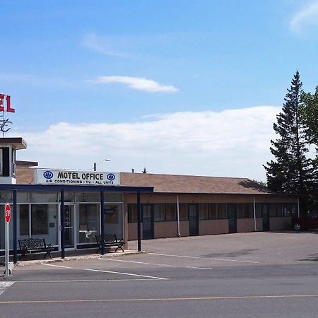 Sunset Motel Fort Macleod Exterior foto