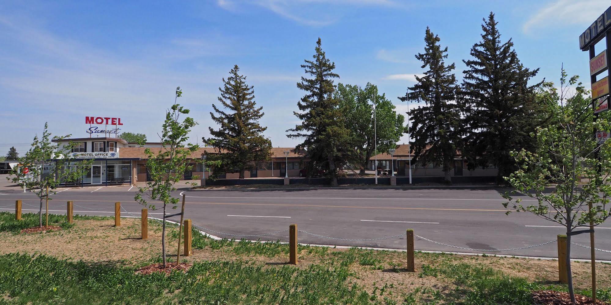 Sunset Motel Fort Macleod Exterior foto